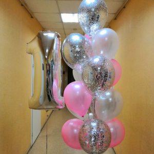 Композиция из шаров на годик